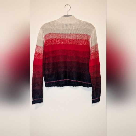 NWT American Eagle sweater red ombre - Picture 2 of 5